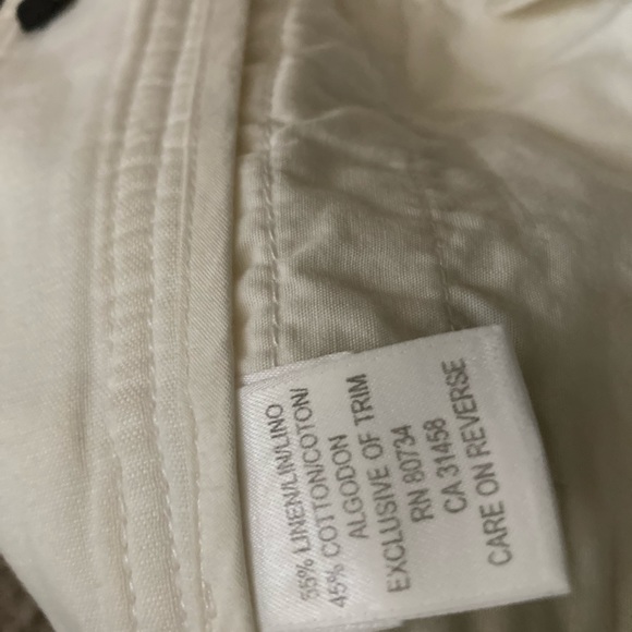BCBGMAXAZRIA white pants
Size 2 Linen Pants - Picture 4 of 4